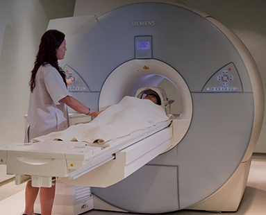 Magnetic-Resonance-Imaging